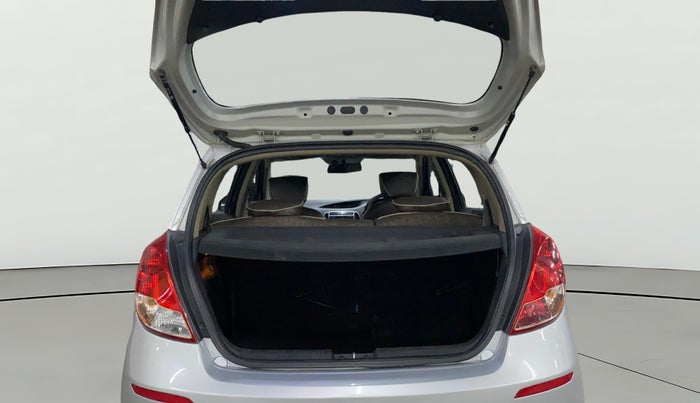 2013 Hyundai i20 SPORTZ 1.2, Petrol, Manual, 58,013 km, Boot Open Zoomed View