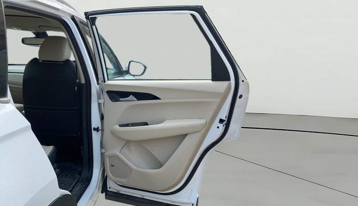 2021 MG HECTOR SHARP 1.5 PETROL CVT, Petrol, Automatic, 84,851 km, RHS Rear Door