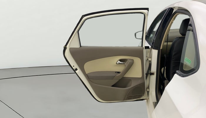 2013 Skoda Rapid AMBITION 1.6 MPI MT PLUS, Petrol, Manual, 83,915 km, LHS Rear Door