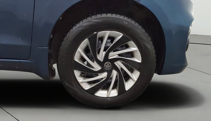 2015 Maruti Ertiga VXI CNG, CNG, Manual, 1,17,180 km, Right Front Wheel