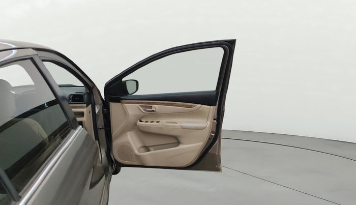 2019 Maruti Ciaz SIGMA 1.5 SHVS MT  PETROL, Petrol, Manual, 75,428 km, RHS Front Door