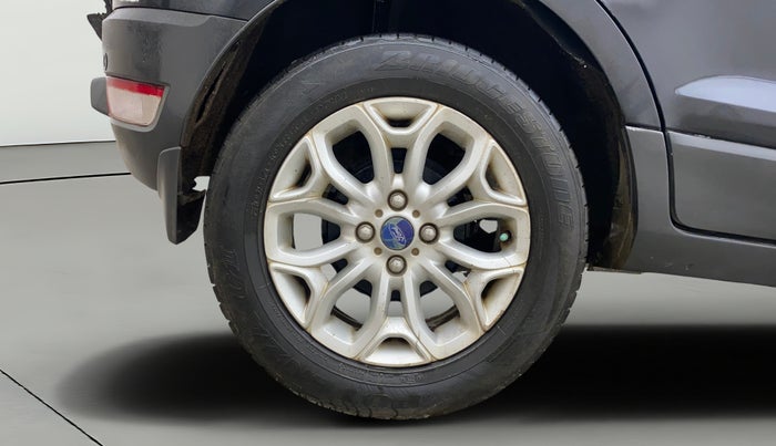 2016 Ford Ecosport TITANIUM 1.5L DIESEL, Diesel, Manual, 1,42,699 km, Right Rear Wheel