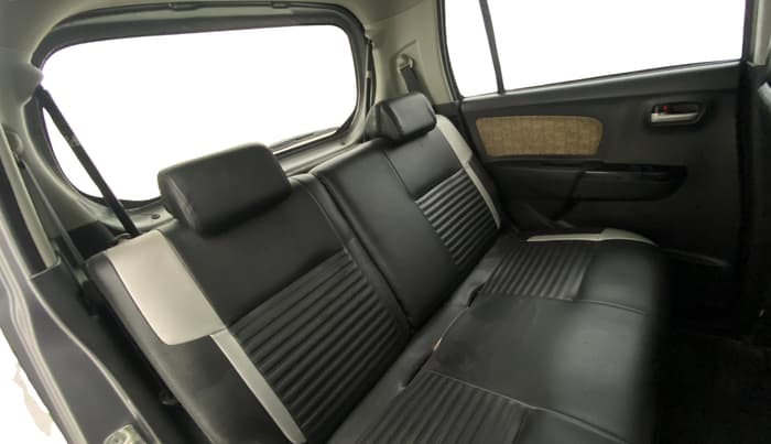 2017 Maruti Wagon R 1.0 VXI AMT, Petrol, Automatic, 1,01,283 km, Right Side Rear Door Cabin