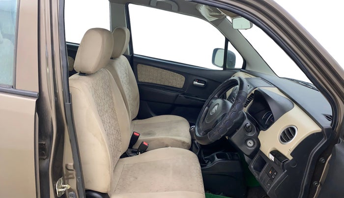 2017 Maruti Wagon R 1.0 VXI, Petrol, Manual, 72,754 km, Right Side Front Door Cabin