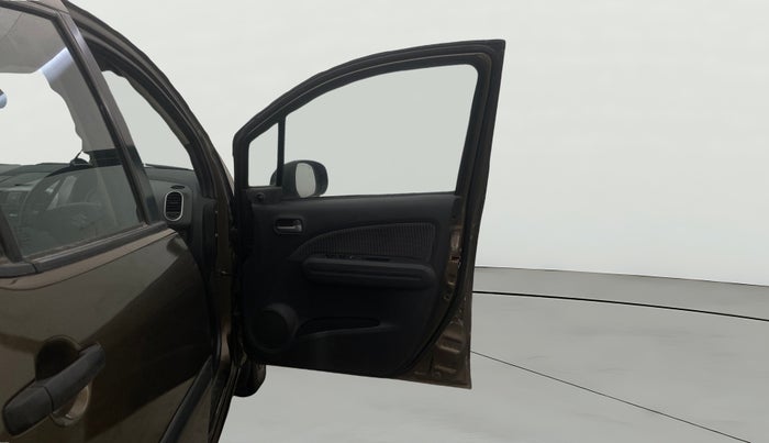 2015 Maruti Ritz VXI, Petrol, Manual, 1,33,317 km, RHS Front Door