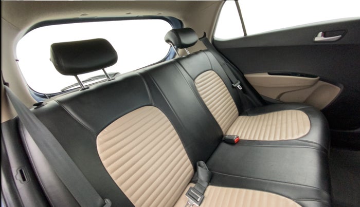 2016 Hyundai Grand i10 ASTA (O) 1.2 KAPPA VTVT, Petrol, Manual, 89,471 km, Right Side Rear Door Cabin