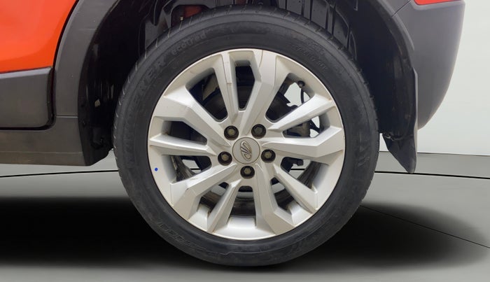 2019 Mahindra XUV300 W8 1.2 PETROL, Petrol, Manual, 58,517 km, Left Rear Wheel