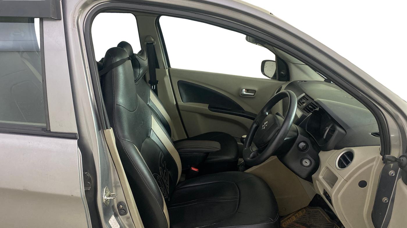 2014 Maruti Celerio VXI CNG, CNG, Manual, 1,09,624 km, Right Side Front Door Cabin