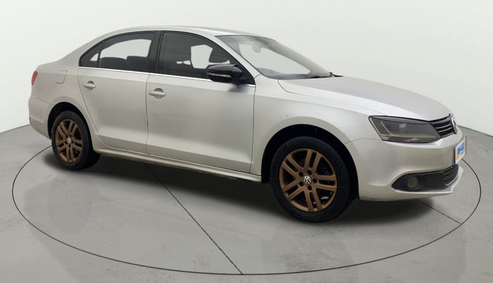 2013 Volkswagen Jetta HIGHLINE TDI, Diesel, Manual, 1,29,036 km, Right Front Diagonal