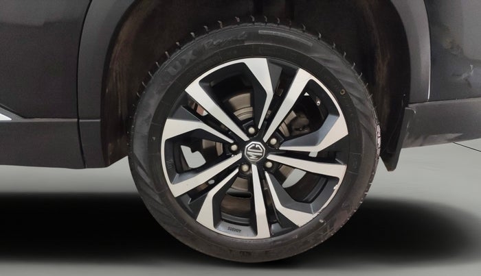 2023 MG HECTOR PLUS SHARP PRO 1.5 TURBO MT 6 STR, Petrol, Manual, 58,887 km, Left Rear Wheel