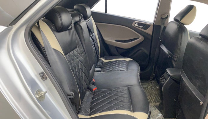 2019 Hyundai Elite i20 ASTA 1.2 (O), Petrol, Manual, 90,928 km, Right Side Rear Door Cabin