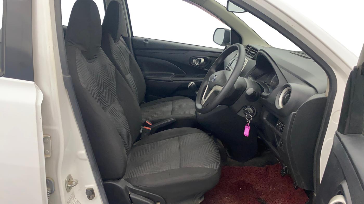 2019 Datsun Go T(O), Petrol, Manual, 70,423 km, Right Side Front Door Cabin