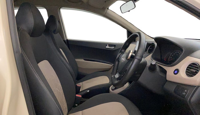 2014 Hyundai Grand i10 ASTA AT 1.2 KAPPA VTVT, Petrol, Automatic, 81,983 km, Right Side Front Door Cabin