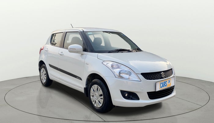 2013 Maruti Swift VXI, Petrol, Manual, 30,265 km, Right Front Diagonal