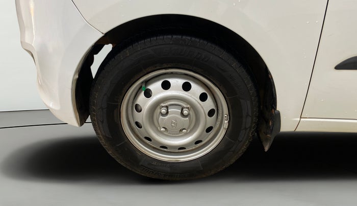 2017 Hyundai i10 MAGNA 1.1, Petrol, Manual, 98,021 km, Left Front Wheel