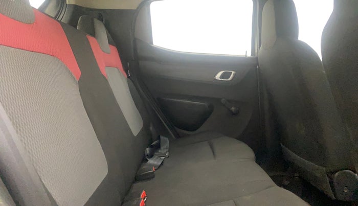 2019 Renault Kwid RXT 0.8 (O), Petrol, Manual, 72,066 km, Right Side Rear Door Cabin