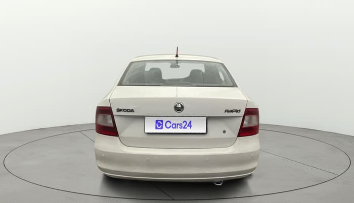 2015 Skoda Rapid 1.6 MPI ACTIVE, Petrol, Manual, 94,515 km, Back/Rear