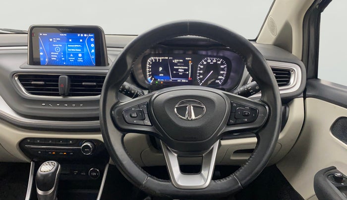 2023 Tata ALTROZ XZA + SUNROOF, Petrol, Automatic, 37,338 km, Steering Wheel Close Up