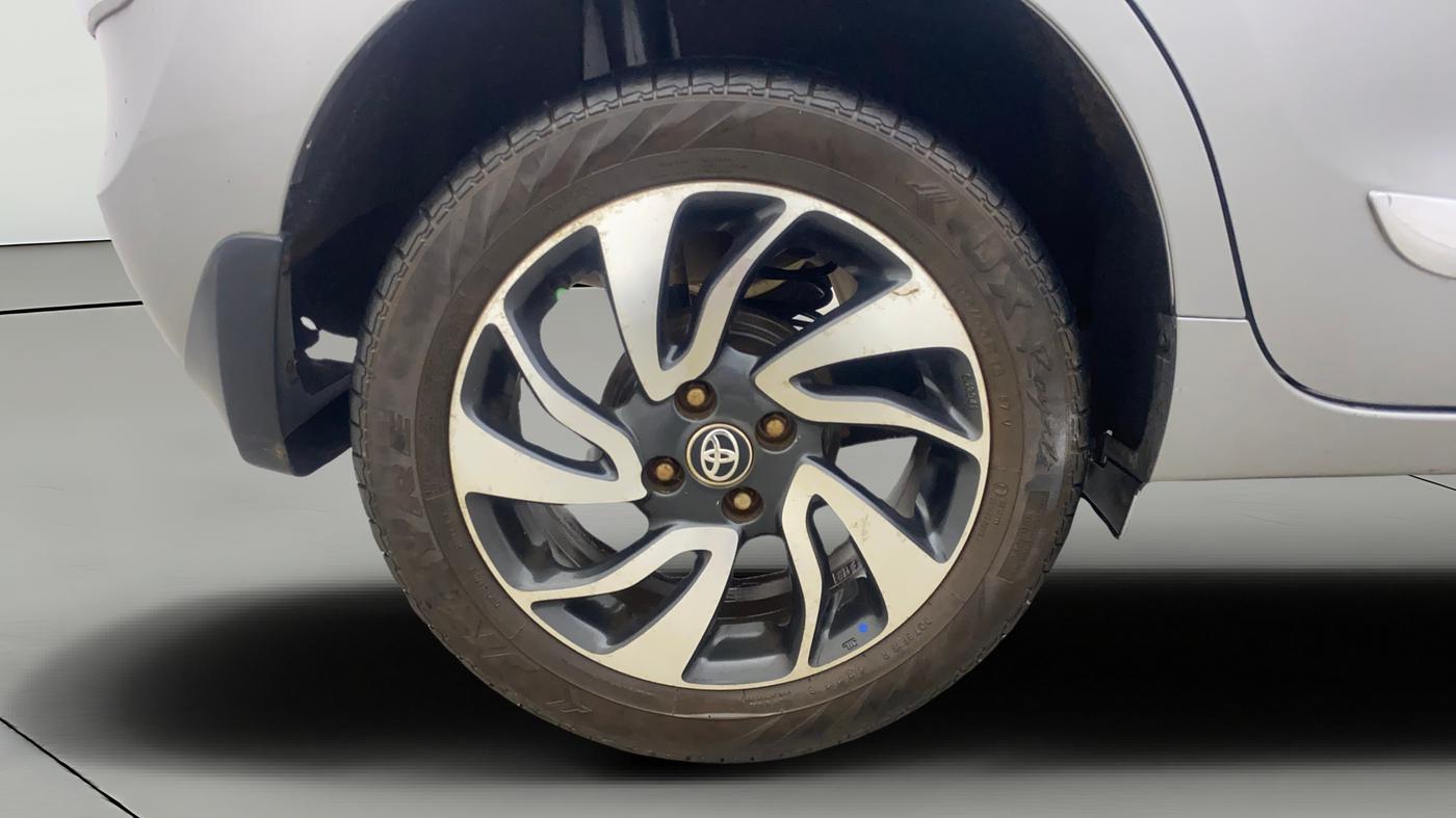 2020 Toyota Glanza G, Petrol, Manual, 70,551 km, Right Rear Wheel