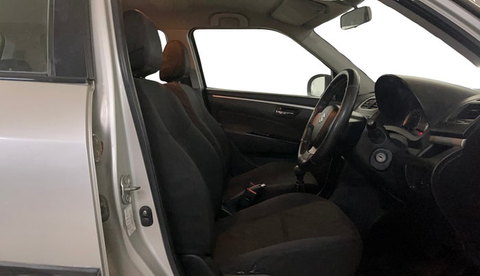 2016 Maruti Swift VXI, Petrol, Manual, 39,629 km, Right Side Front Door Cabin