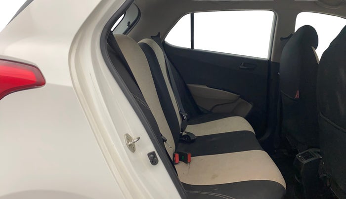 2014 Hyundai Grand i10 MAGNA 1.2 KAPPA VTVT, Petrol, Manual, 5,213 km, Third Seat Row ( optional )