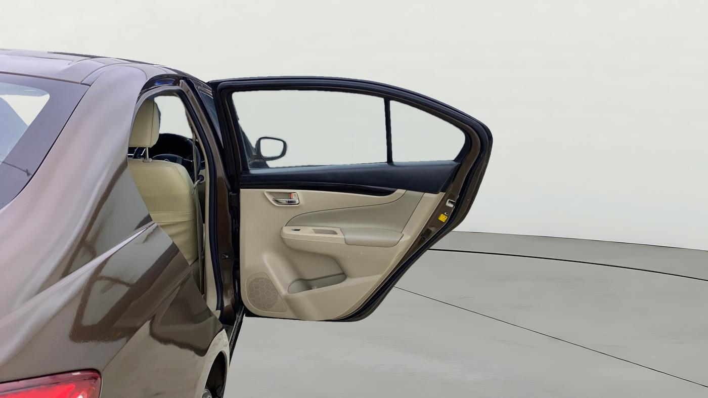 2018 Maruti Ciaz ZETA 1.4  MT PETROL, Petrol, Manual, 63,238 km, RHS Rear Door