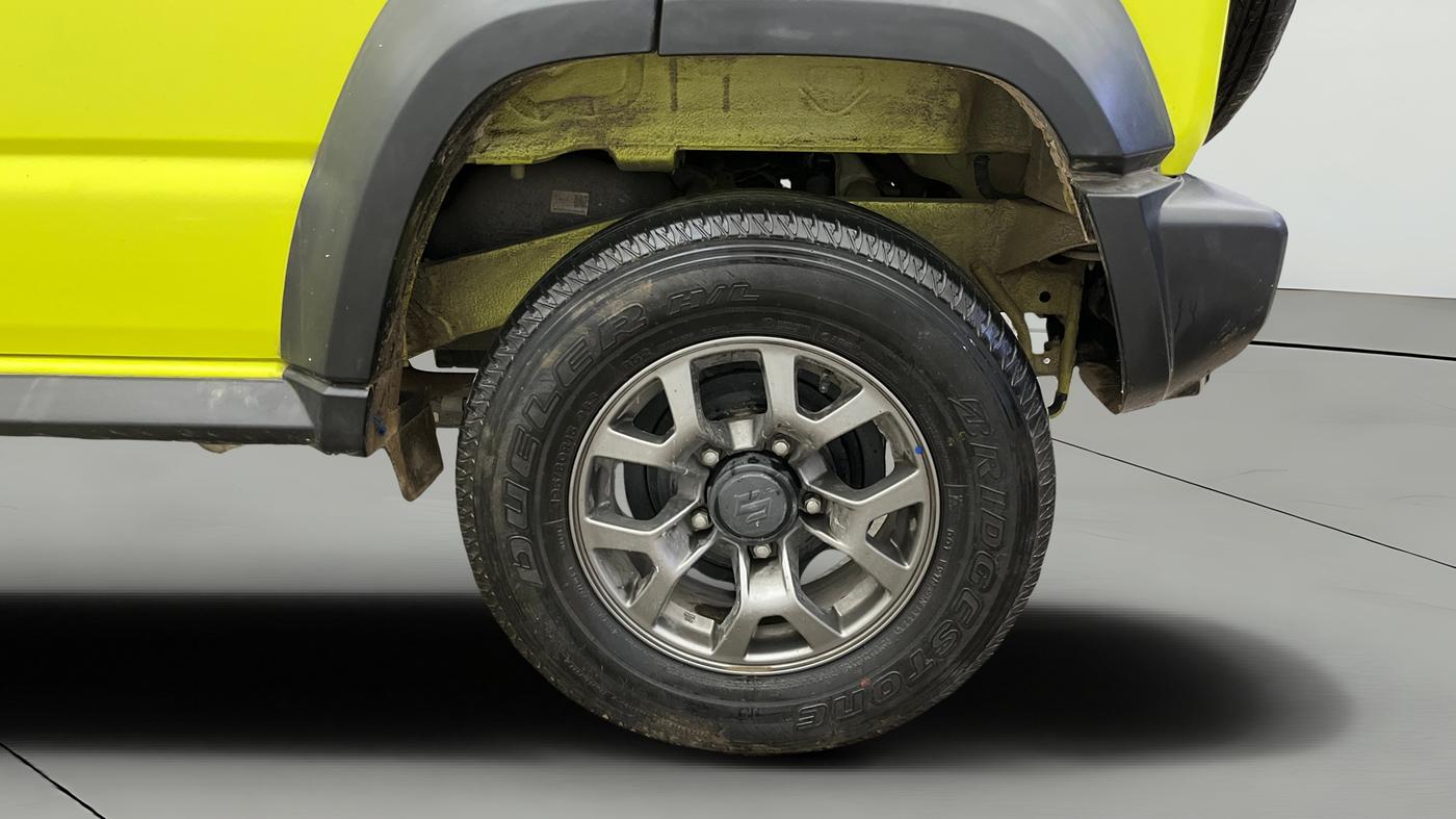 2023 Maruti JIMNY ALPHA ALL GRIP PRO AT DUAL TONE, Petrol, Automatic, 37,383 km, Left Rear Wheel