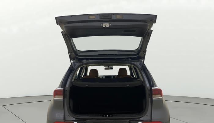 2021 KIA SONET HTK PLUS 1.2, Petrol, Manual, 1,07,211 km, Boot Door Open