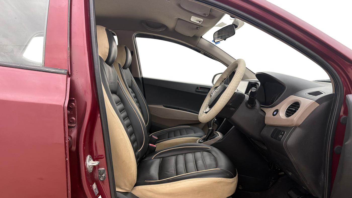 2016 Hyundai Grand i10 ASTA AT 1.2 KAPPA VTVT, Petrol, Automatic, 93,379 km, Right Side Front Door Cabin