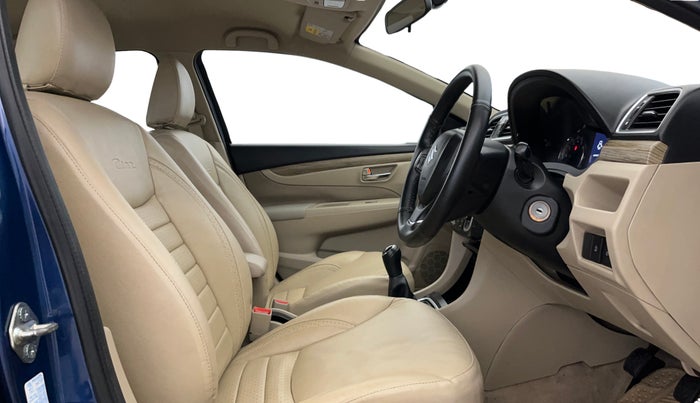 2018 Maruti Ciaz DELTA 1.5 SHVS MT PETROL, Petrol, Manual, 34,233 km, Right Side Front Door Cabin