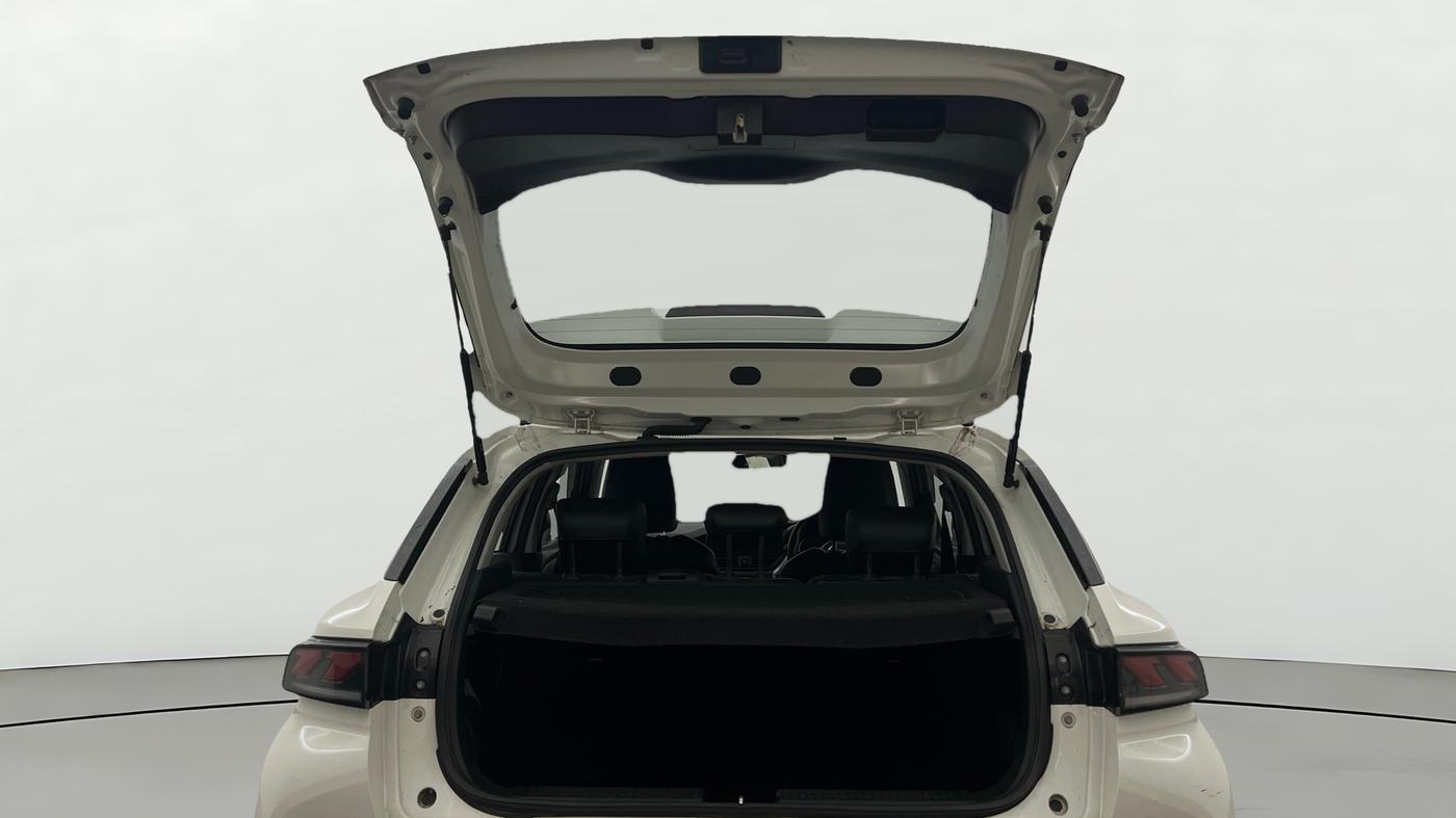 2024 Maruti FRONX DELTA PLUS 1.2L AGS, Petrol, Automatic, 25,197 km, Boot Door Open