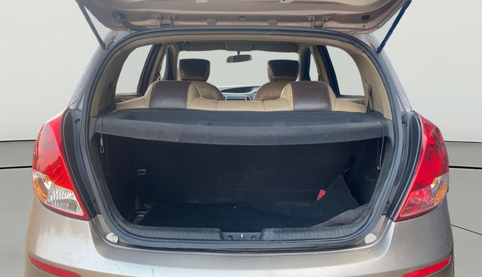 2012 Hyundai i20 MAGNA 1.4 CRDI, Diesel, Manual, 1,49,760 km, Boot Open Zoomed View