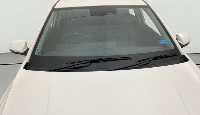 2023 Hyundai Verna SX (O) 1.5 TURBO PETROL MT, Petrol, Manual, 13,457 km, Front Windshield