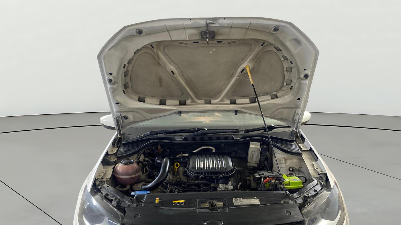 2019 Volkswagen Polo TRENDLINE 1.0L, Petrol, Manual, 67,707 km, Open Bonet