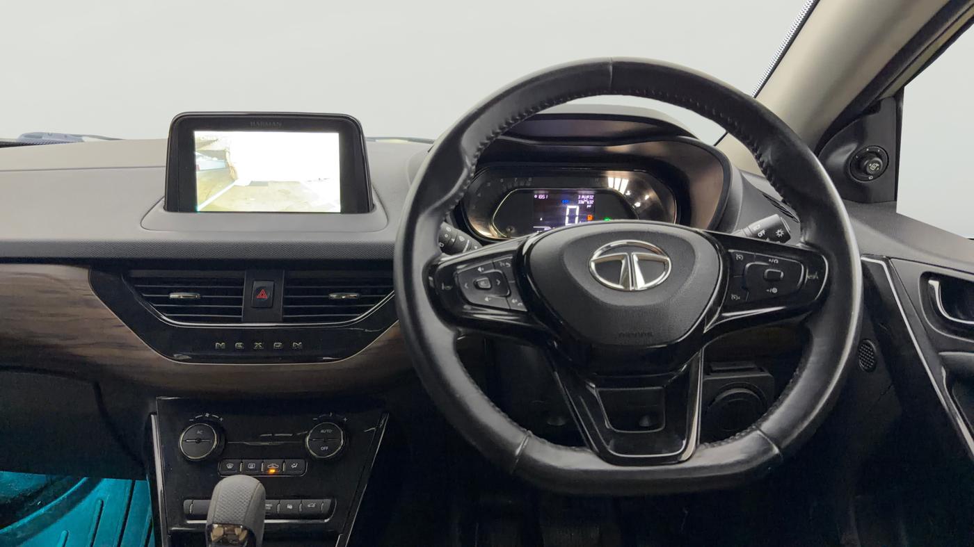 2023 Tata NEXON XZA PLUS LUX SUNROOF KAZIRANGA PETROL, Petrol, Automatic, 60,732 km, Steering Wheel Close Up