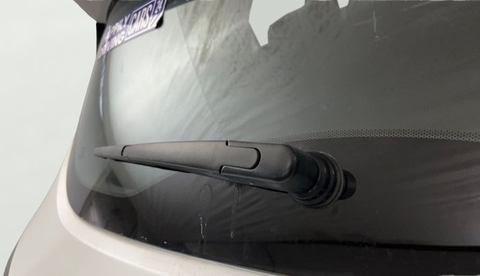 2020 Tata Harrier XM 2.0L KRYOTEC, Diesel, Manual, 95,786 km, Rear Wiper