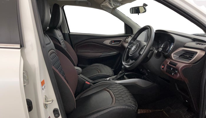 2024 Maruti FRONX ZETA 1.0L TURBO 6 AT, Petrol, Automatic, 6,107 km, Right Side Front Door Cabin