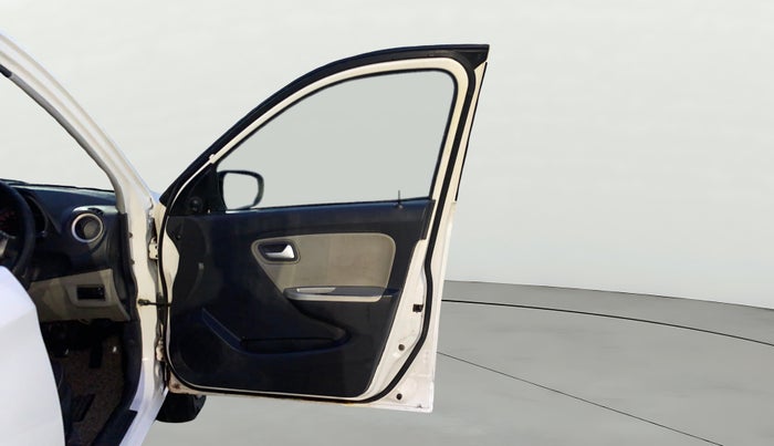 2016 Maruti Alto K10 VXI, Petrol, Manual, 1,44,354 km, RHS Front Door