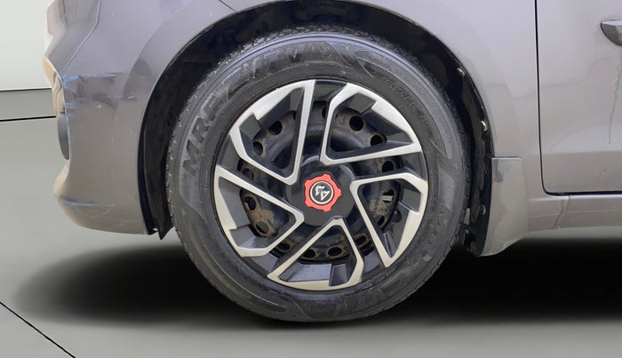 2016 Maruti Ertiga VXI ABS, Petrol, Manual, 31,310 km, Left Front Wheel