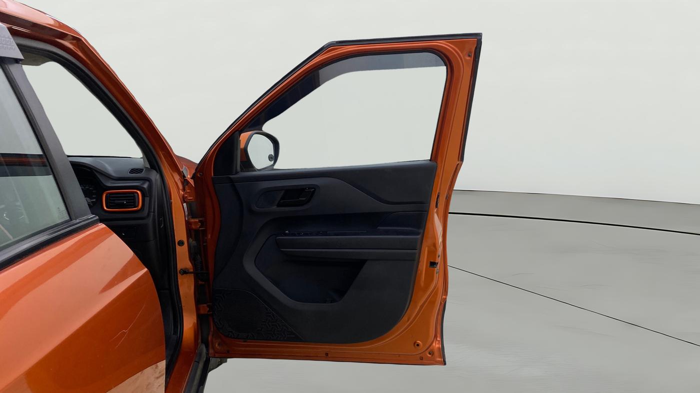 2022 Tata PUNCH ADVENTURE MT, Petrol, Manual, 45,108 km, RHS Front Door