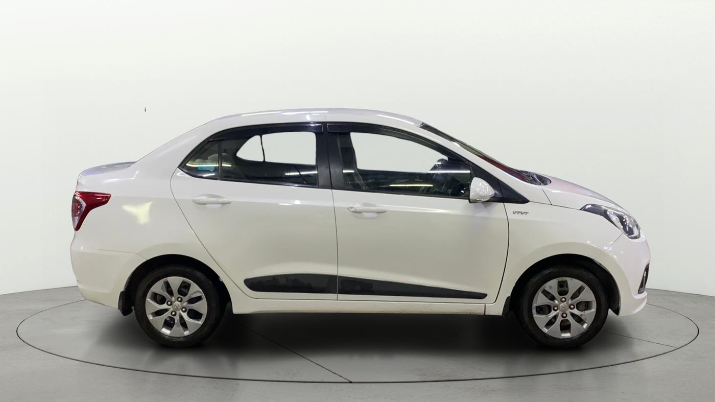 2015 Hyundai Xcent S 1.2, Petrol, Manual, 1,00,466 km, Right Side View