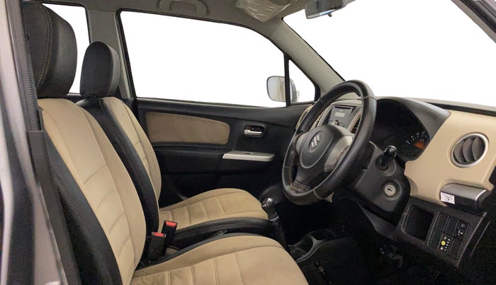2018 Maruti Wagon R 1.0 LXI CNG, CNG, Manual, 68,053 km, Right Side Front Door Cabin