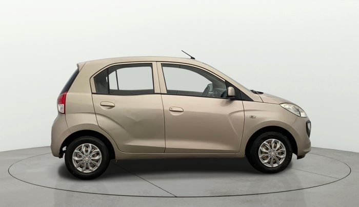 2019 Hyundai NEW SANTRO MAGNA, Petrol, Manual, 60,680 km, Right Side View