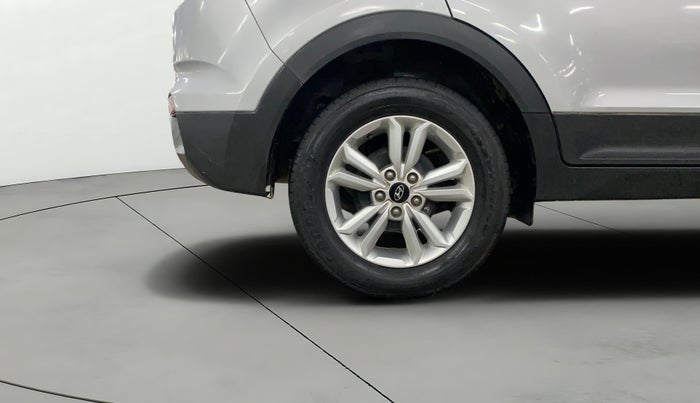 2016 Hyundai Creta SX PLUS 1.6 PETROL, Petrol, Manual, 60,320 km, Right Rear Wheel