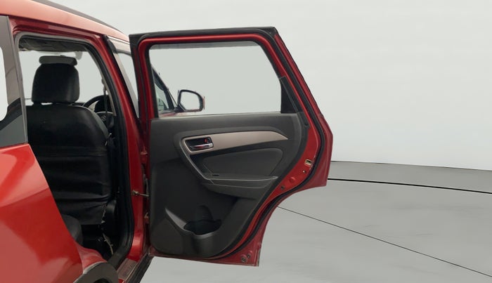 2017 Maruti Vitara Brezza ZDI, Diesel, Manual, 1,39,612 km, RHS Rear Door