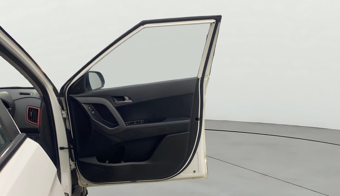 2016 Hyundai Creta SX PLUS  ANNIVERSARY EDITION 1.6 PETROL, Petrol, Manual, 41,701 km, RHS Front Door