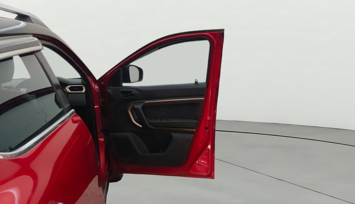 2022 Renault Kiger RXT (O) AMT, Petrol, Automatic, 63,773 km, RHS Front Door