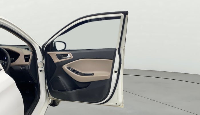 2016 Hyundai Elite i20 ASTA 1.2 (O), Petrol, Manual, 57,144 km, RHS Front Door