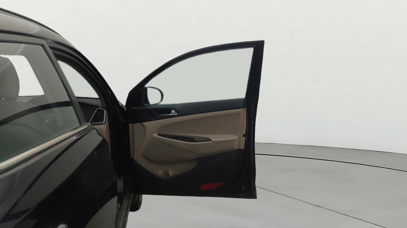 2019 Hyundai Tucson GLS 2WD AT PETROL, Petrol, Automatic, 79,010 km, RHS Front Door