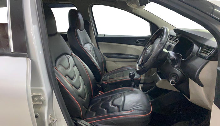 2022 Renault TRIBER RXT, Petrol, Manual, 48,965 km, Right Side Front Door Cabin